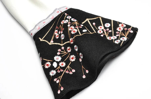 Womens Elegant Woolen Designer Coat Rabbit Fur Collar Embroidery