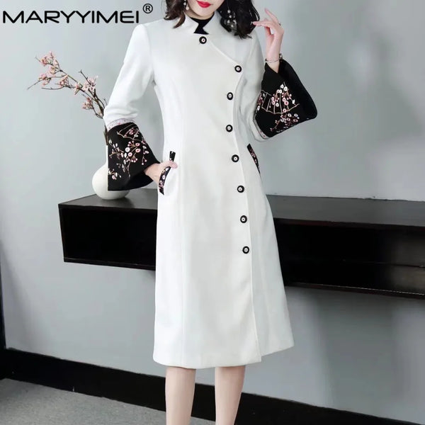 Womens Elegant Woolen Designer Coat Rabbit Fur Collar Embroidery